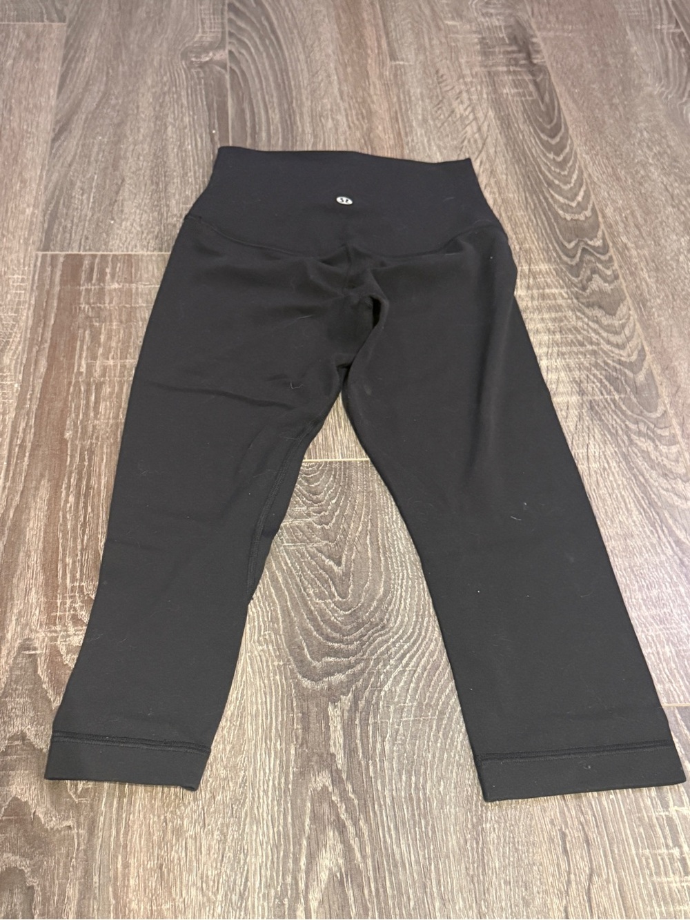 lululemon athletica Black align capri thigh high Crop Leggings